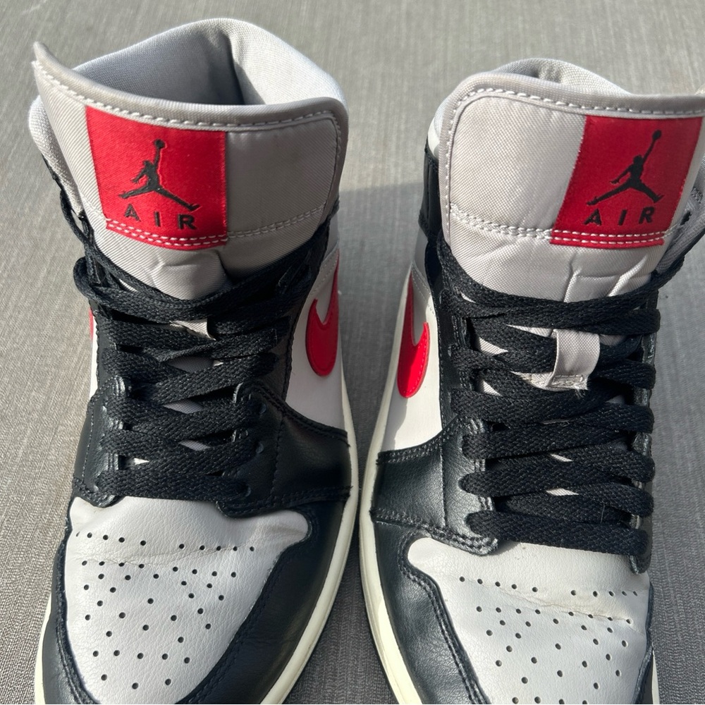 Nike Air Jordan’s 1 Mid Black Gym Red College Grey Sneakers BQ6472-060 Womens 7 - Picture 9 of 16